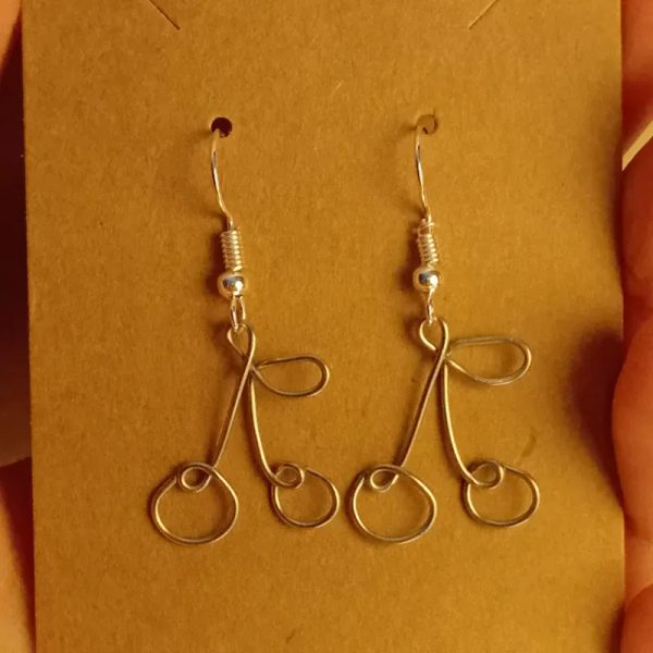Aretes de cereza (de alambre de acero inoxidable)