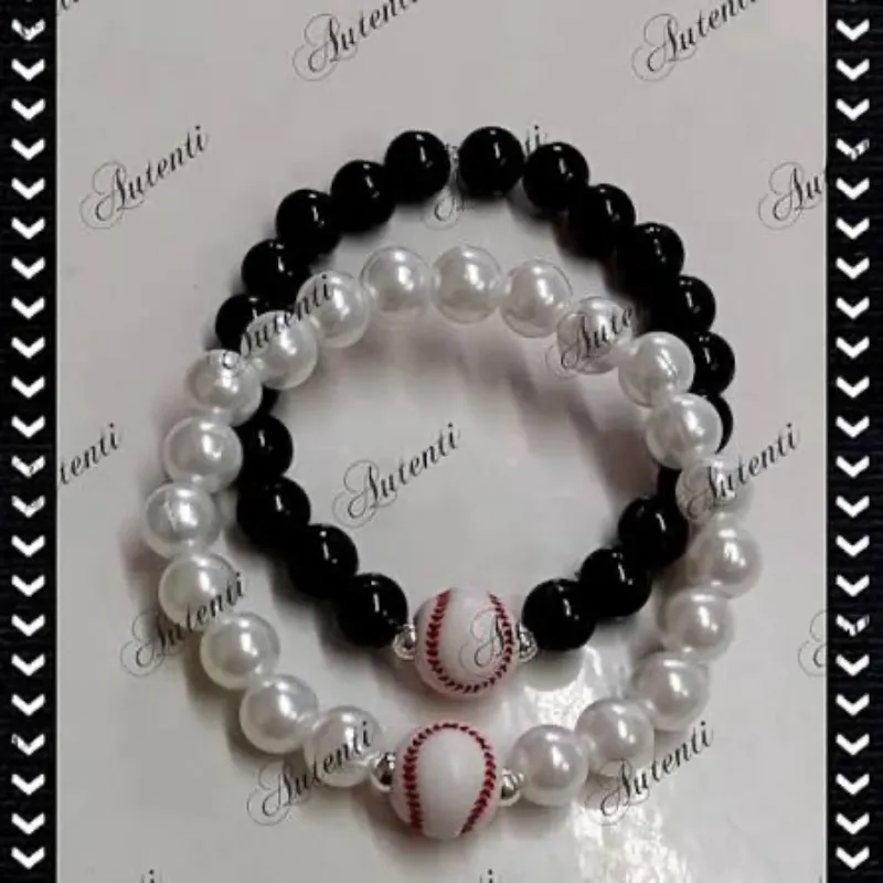 Pareja deportiva en perlas