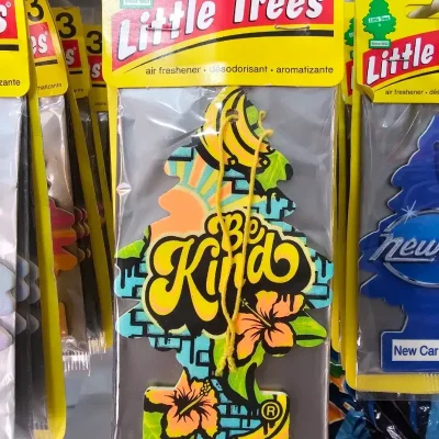 Pino de olor. Be Kind