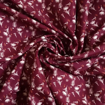 cálico rojo vino florecitas