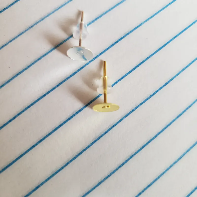 Postecitos para aretes dorado