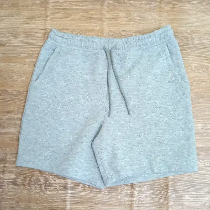Short color gris