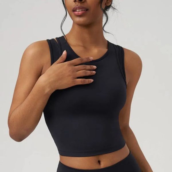  Blusa corta deportiva 