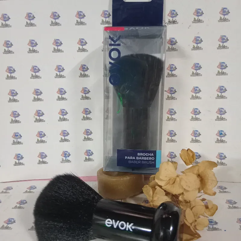 Brochas Evok para barbero