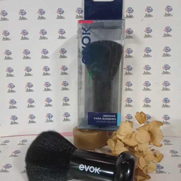 Brochas Evok para barbero