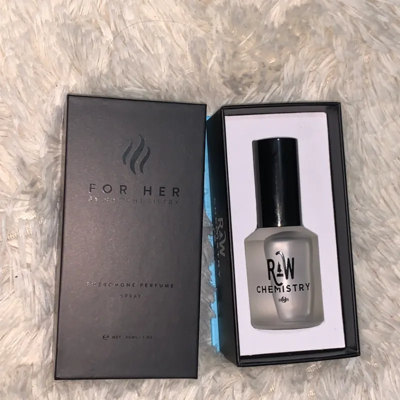 Perfumes de feromonas. 