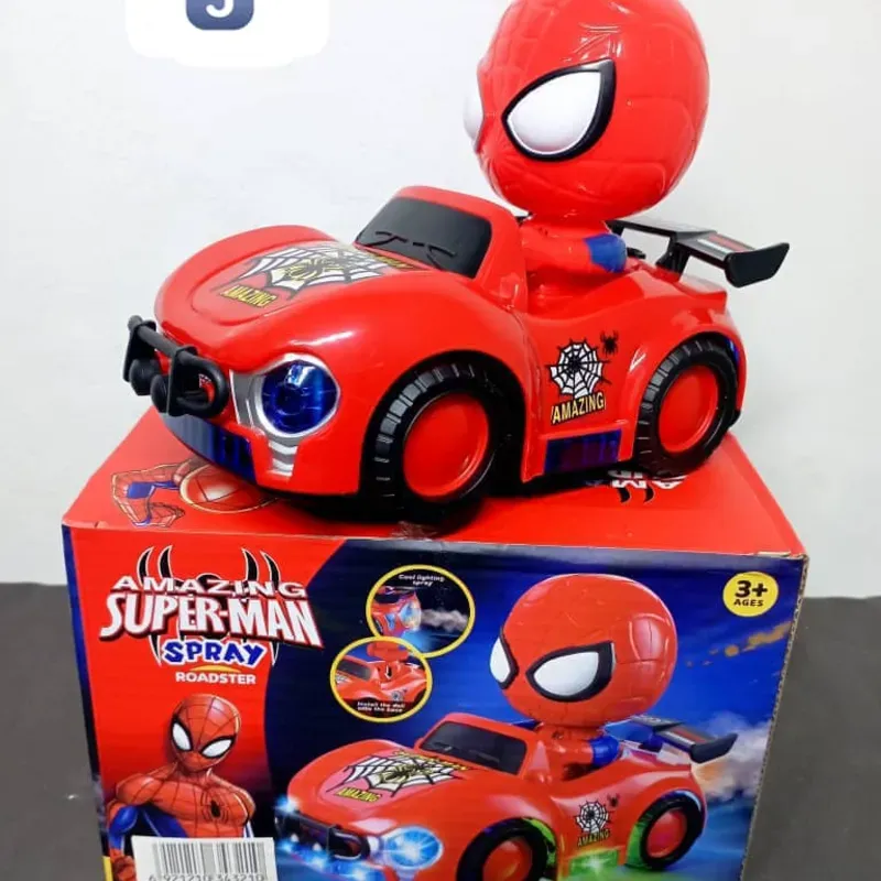 ️Spiderman en auto. 
