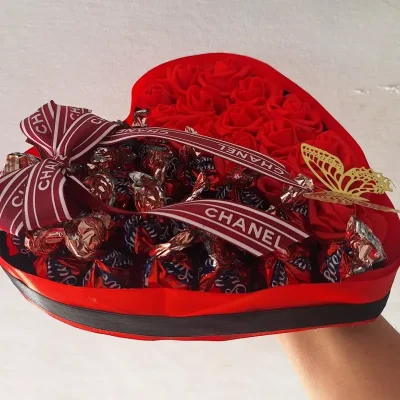 Arreglo floral CHANEL 