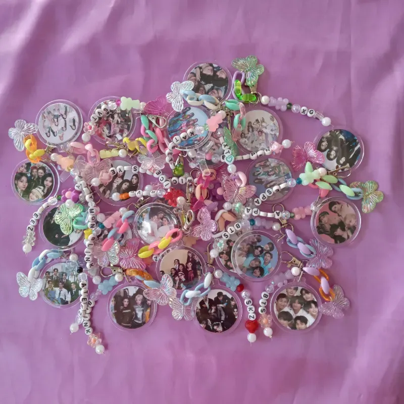 LLAVEROS con colgante adicional