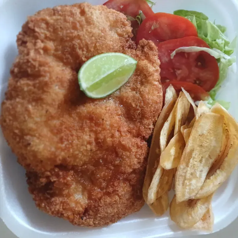 MILANESA DE PECHUGA DE POLLO