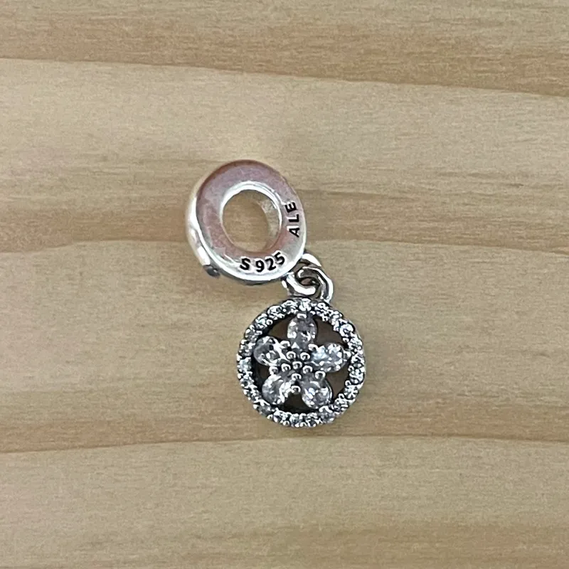 Charm de flor de piedras