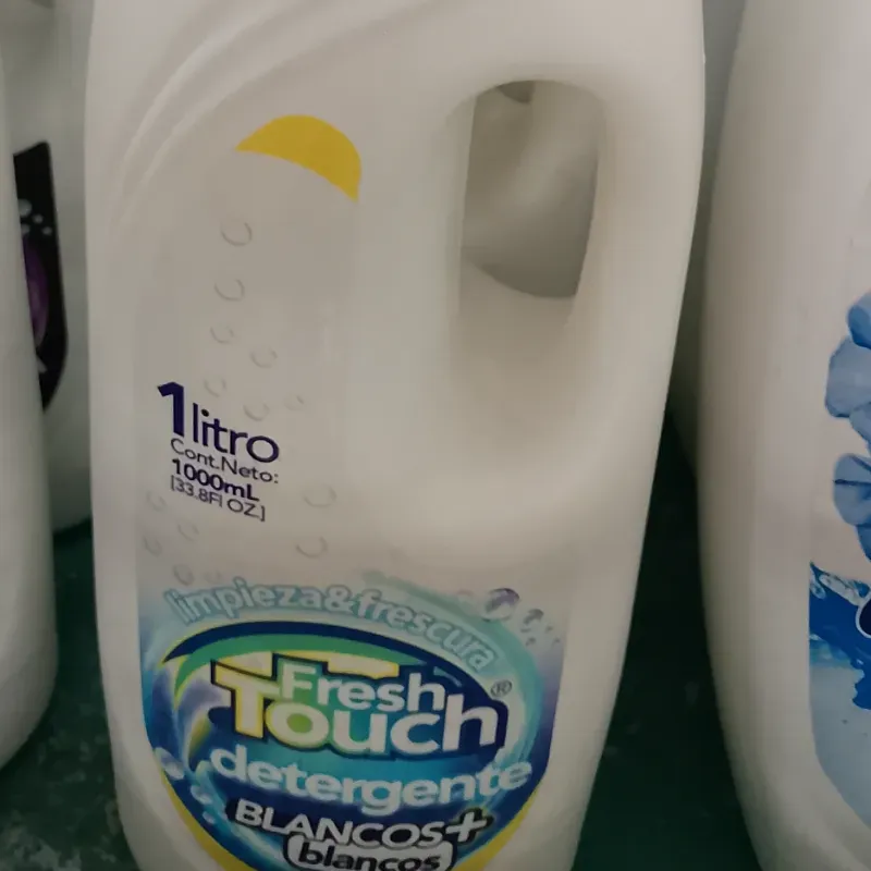 Detergente para ropa blanca