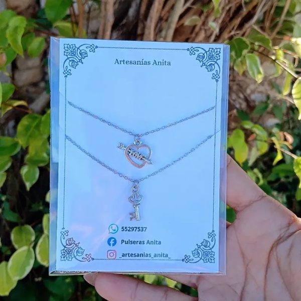 Conjunto de cadenas en pareja
