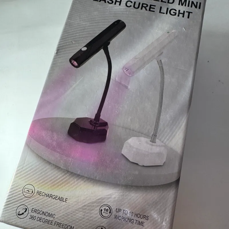 Lámpara de precurado