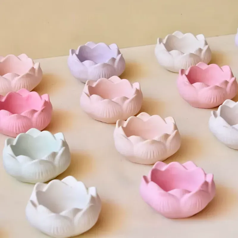 Flor de Loto Mediana Maceta