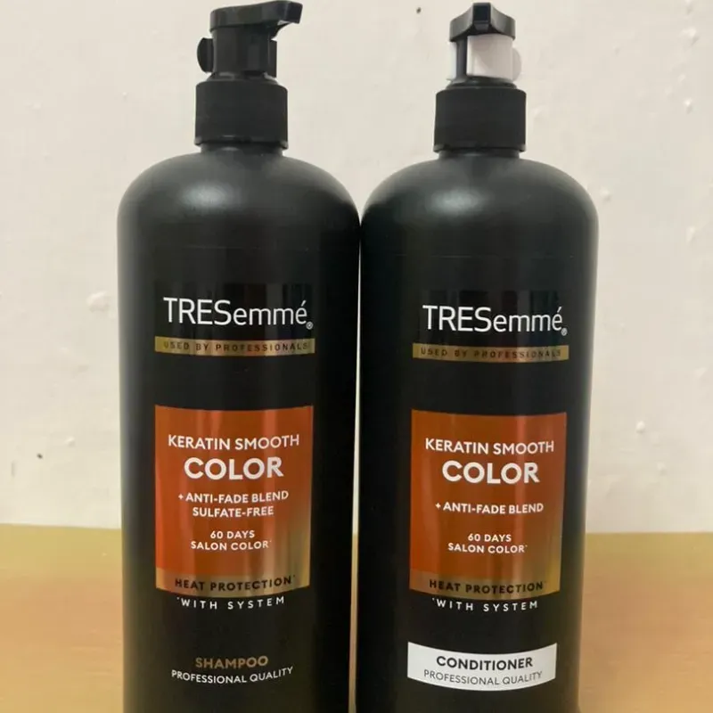 Tresemmé Keratin Smooth color