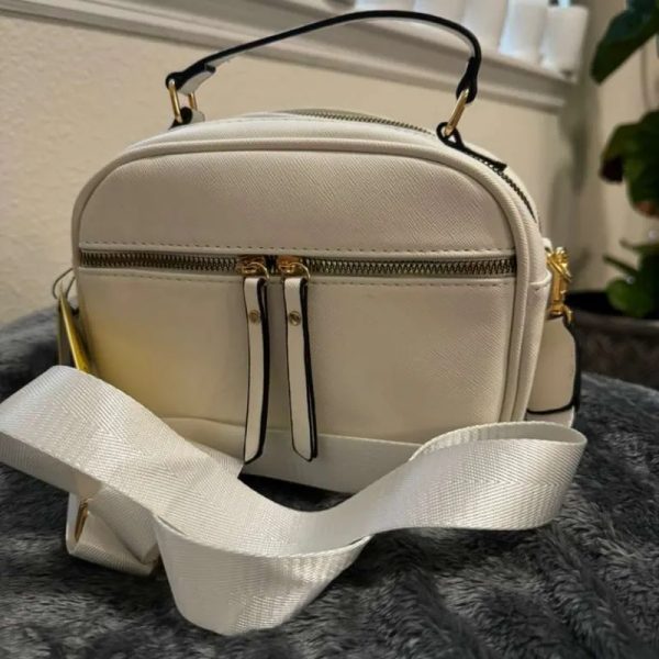 Cartera blanca