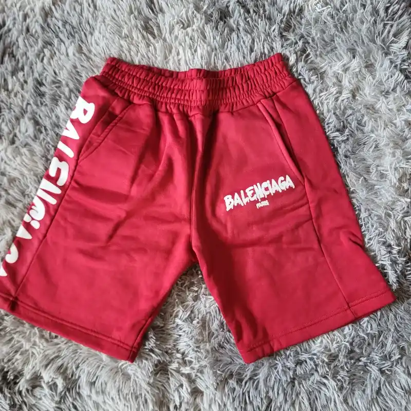 Short balenciaga rojo❤️