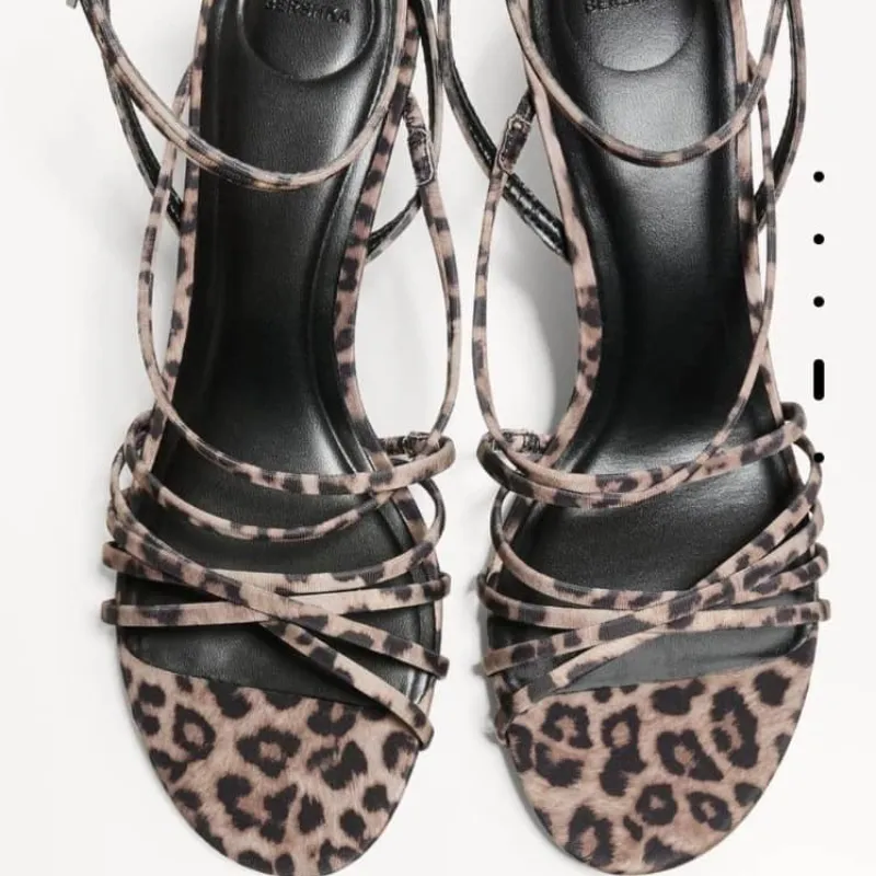 Zapatos ánimo print