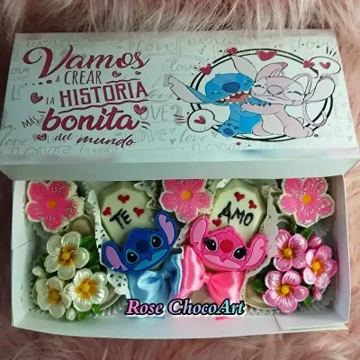✨Caja de bombones y paletas Stitch Amor✨