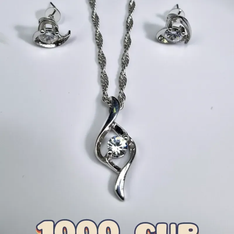 Conjunto de corazón y piedras