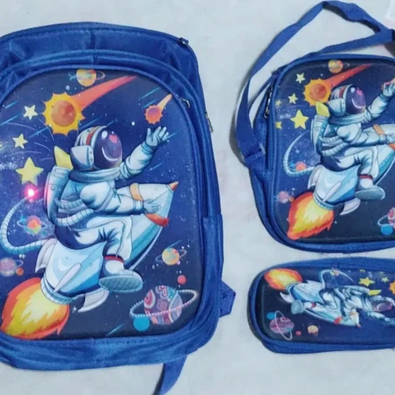 Mochila con merendero y cartuchera