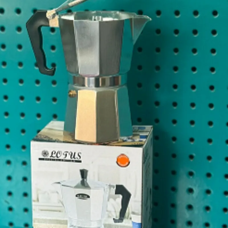 CAFETERA MARCA LOTUS DE 6 TASAS REF:LT-T60