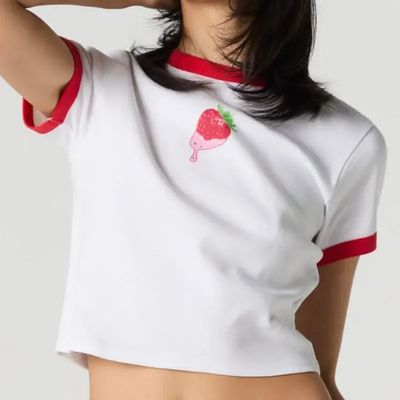 Pulover corto fresita