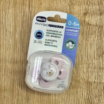 Chupete fisiológico con conejito