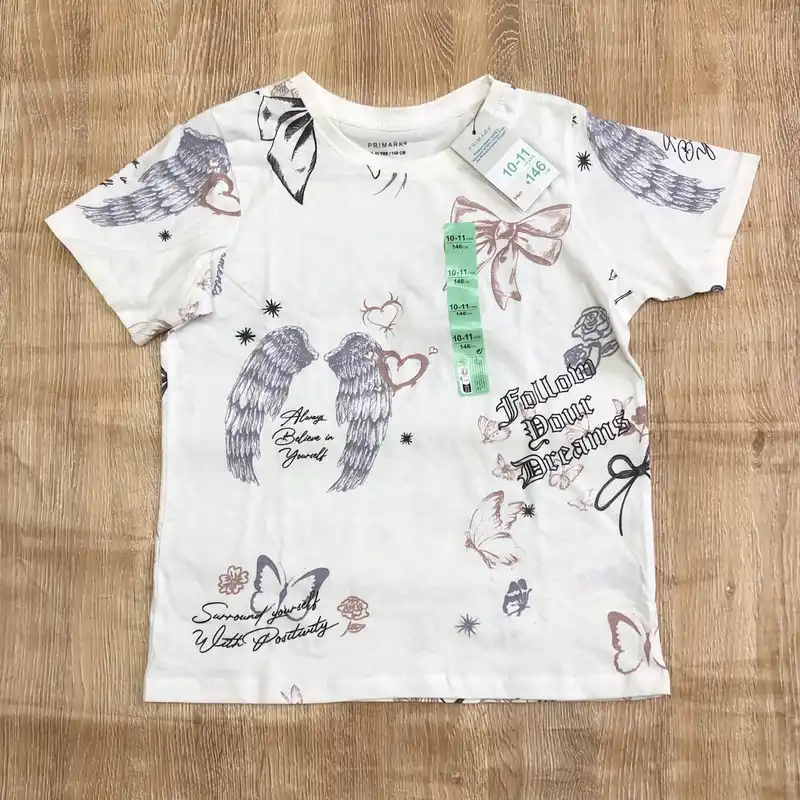 Pulóver con motivos variados