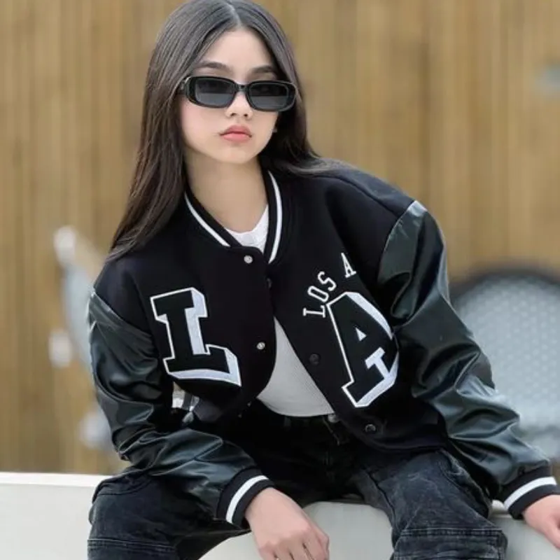 Abrigo de niña de Los Angeles