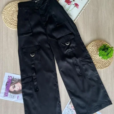 Pantalones Cuatro Puertas