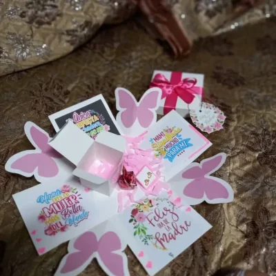 Cajita con mariposas