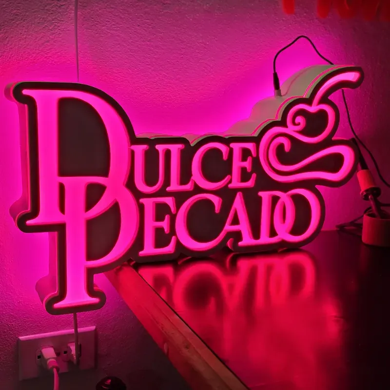 Cartel acrílico y pvc