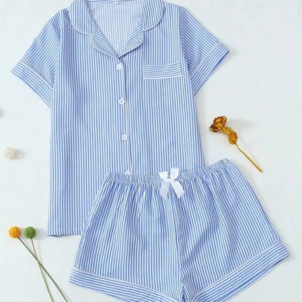 Pijama azul a rayas