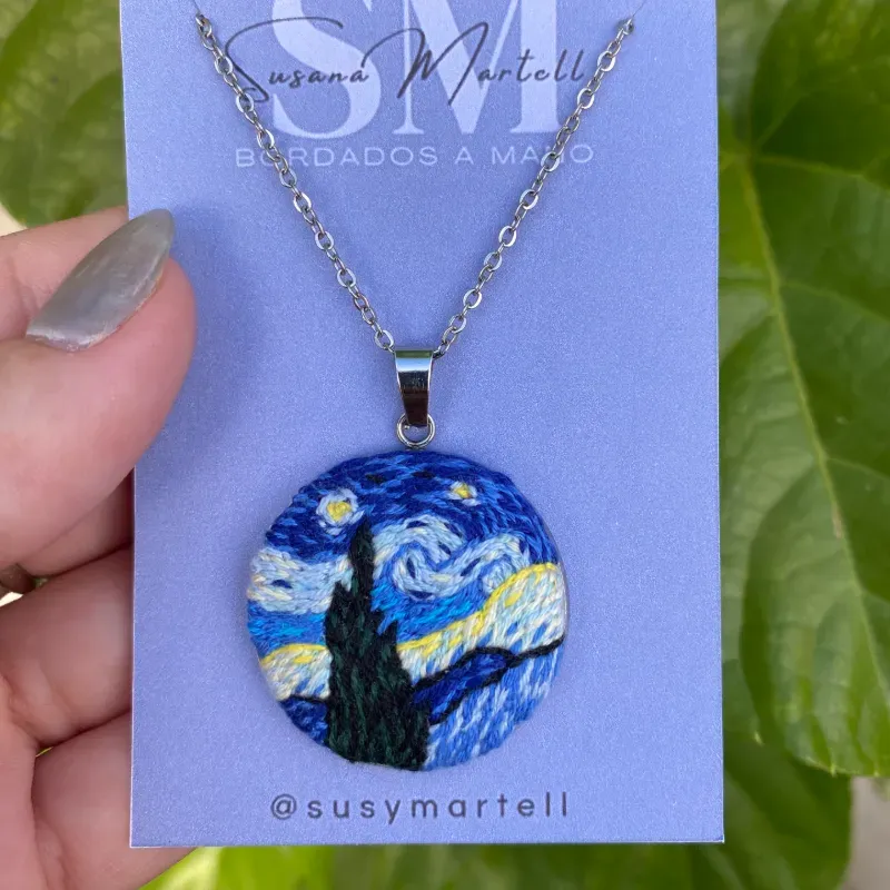 Collar noche estrellada árbol