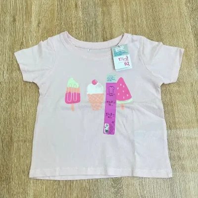 Pulóver color rosado con helados