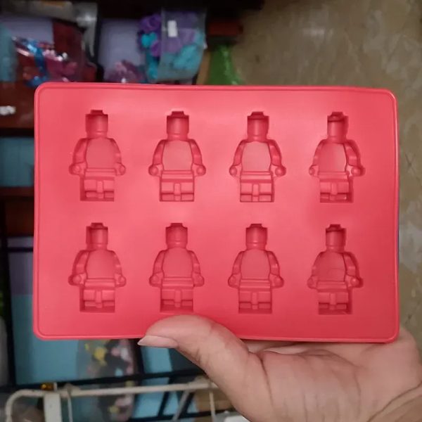 Molde 8 muñecos lego