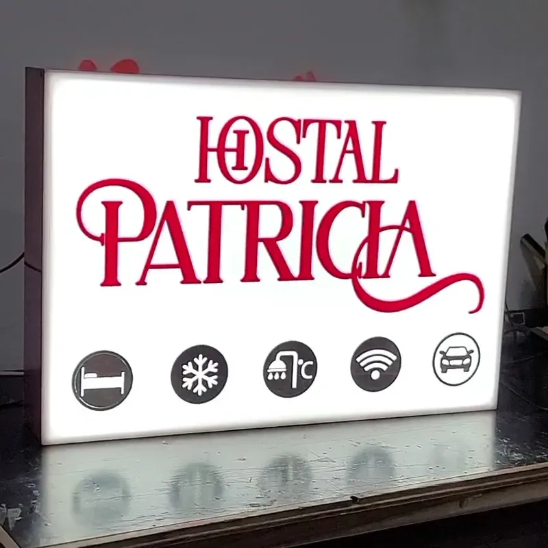 Cartel lumínico acrílico vinilo y pvc