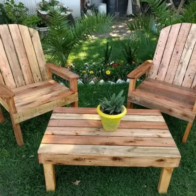 Juego de 2 butacas y una mesita