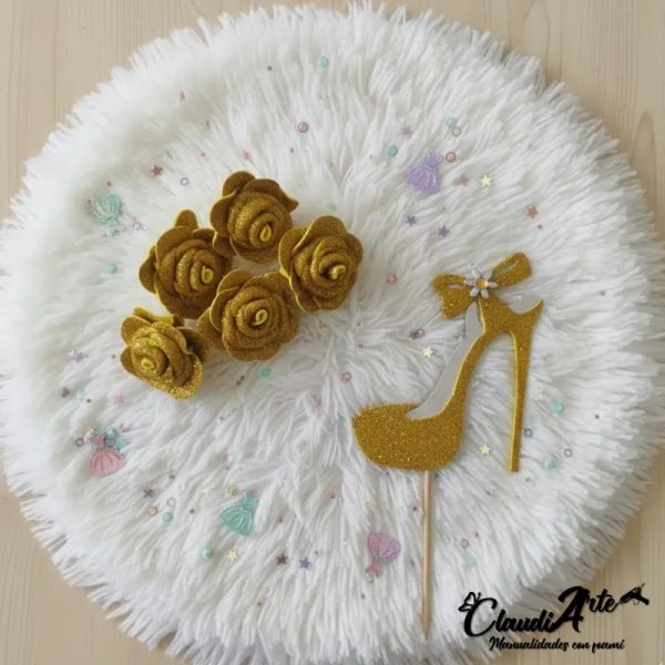 Cake topper
