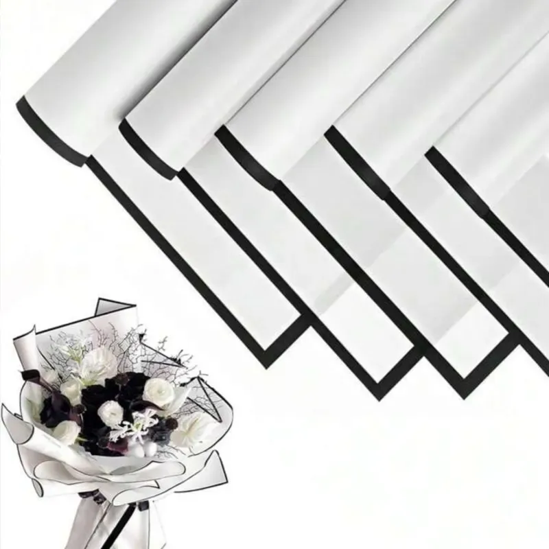 Papel blanco y negro