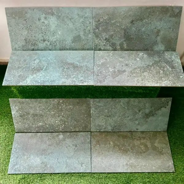 Losa de porcelanato turquesa 30,3x61,3
