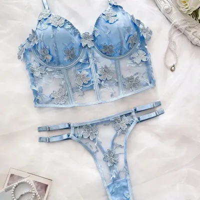 Conjunto de lencería sexy de corset y tanga ajustable de encaje