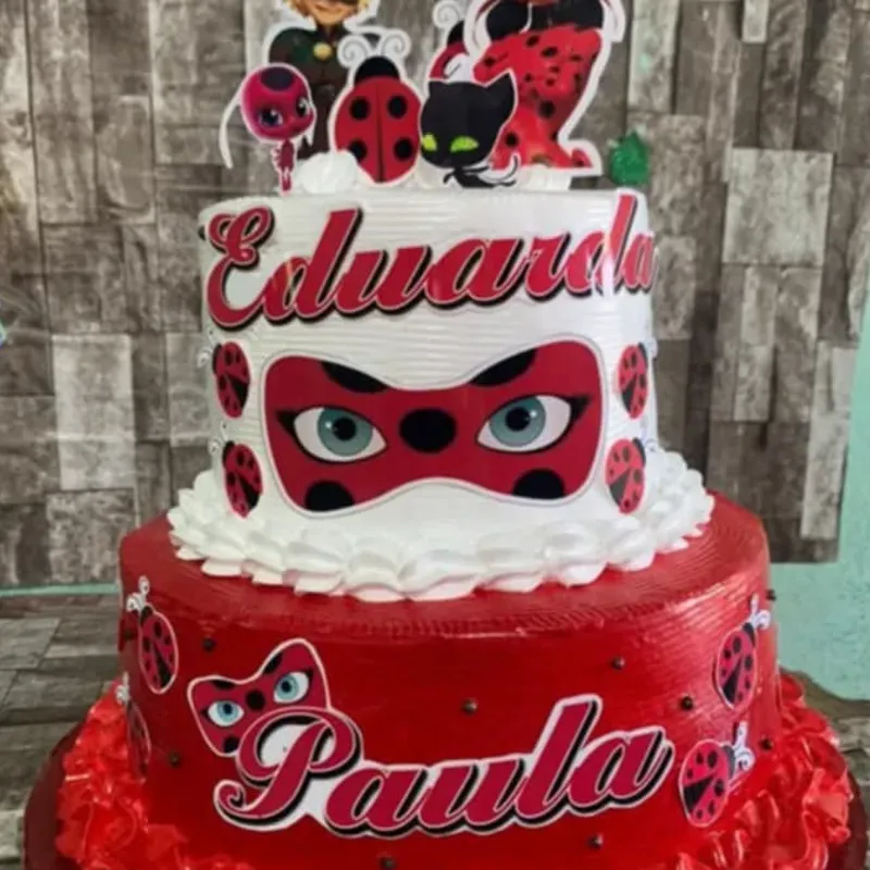 Cakes de 2 pisos pequeño