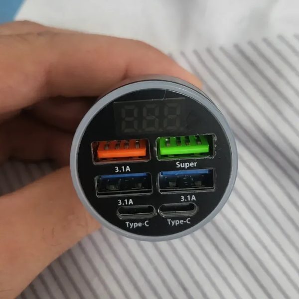 Cargador de móviles para auto