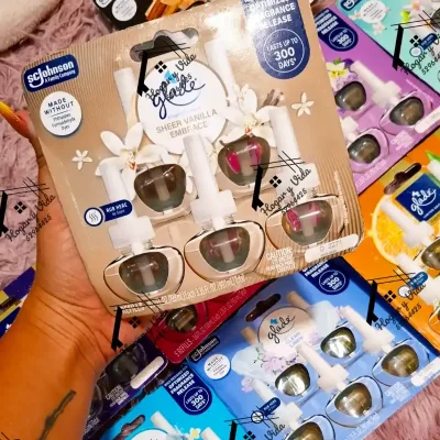 Estuche d 5 repuestos glade eléctrico Sheer Vanilla Embrace (Vainilla, Orquídea Blanca y Sándalo). 