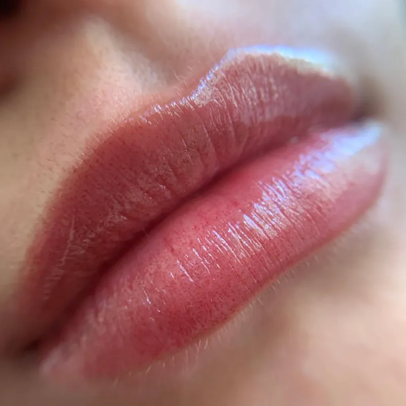 Acuarela Lips  para labios pálidos