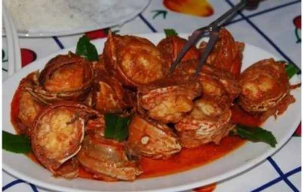 Langosta en salsa