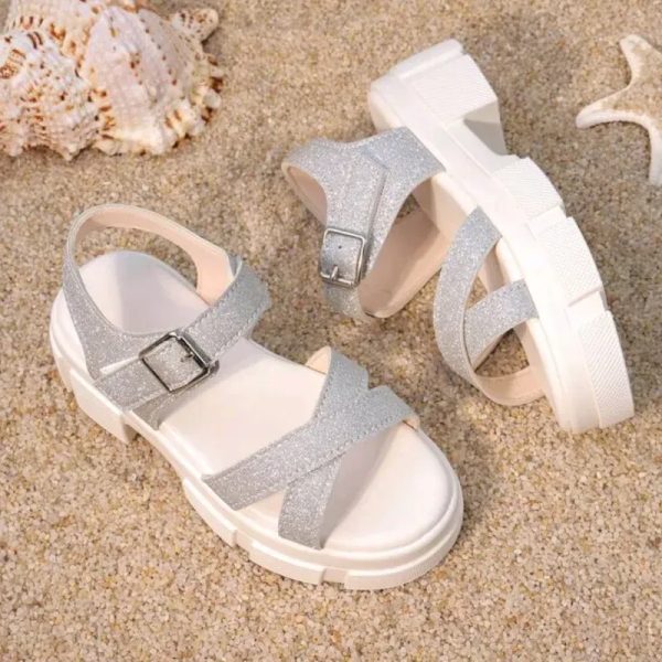 Sandalias de niña